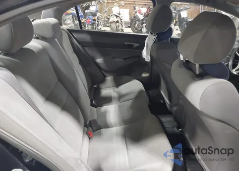 2010 Honda Civic Lx z USA, uszkodzony, nr VIN 19XFA1F5XAE012438